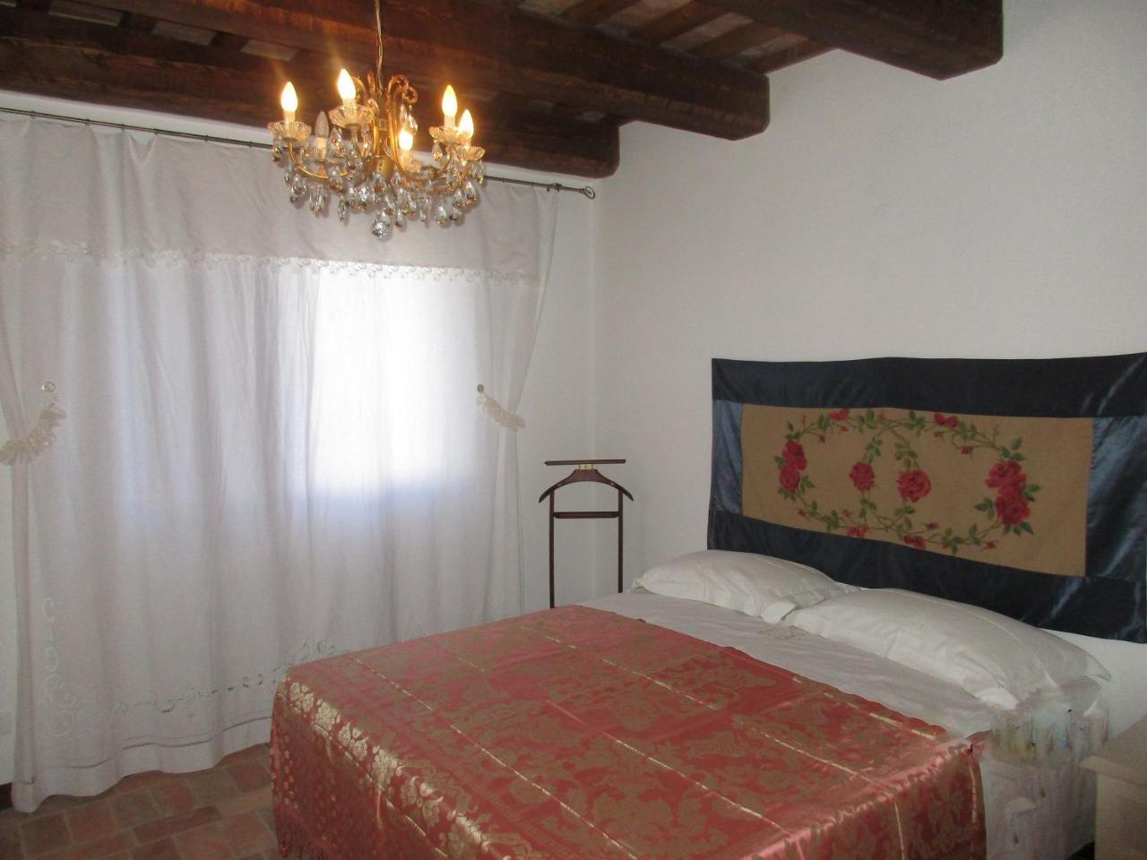 Farm stay Casale San Martino Bio Sant'Angelo in Pontano